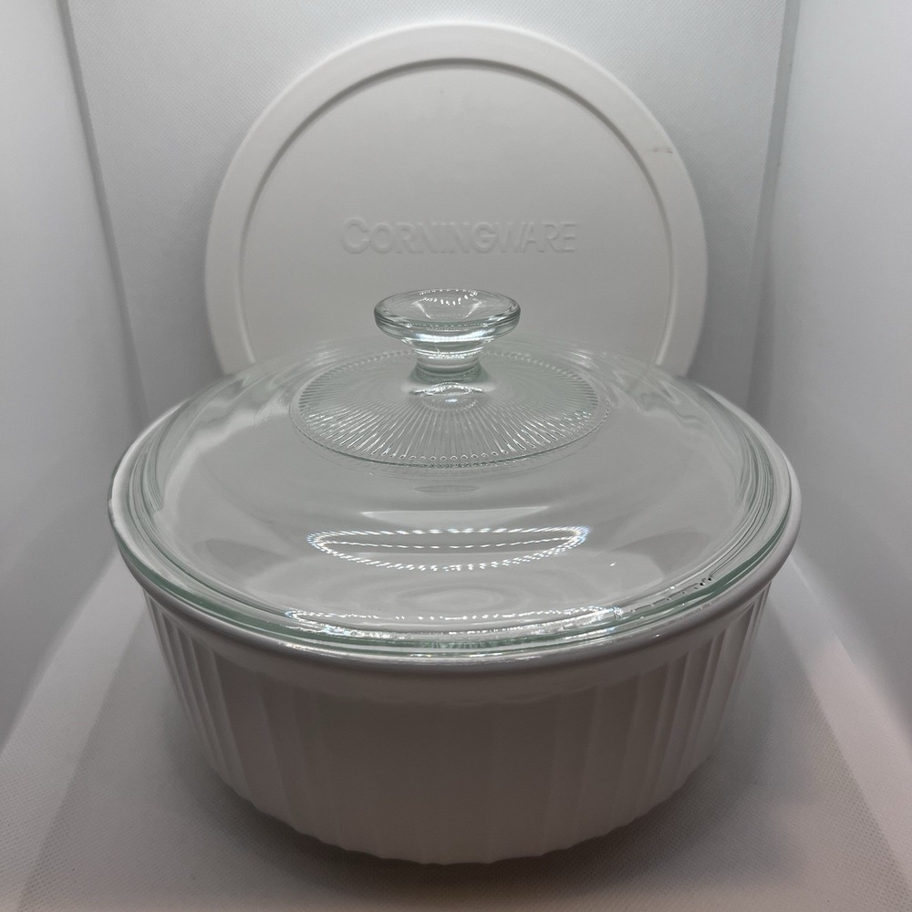 CorningWare French White 2.5 Qt Round Casserole Dish w/ Glass & Plastic Lid